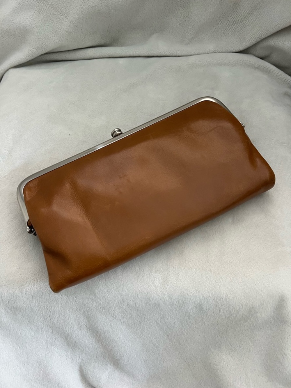 HOBO Tan Leather Kiss-Lock Clutch